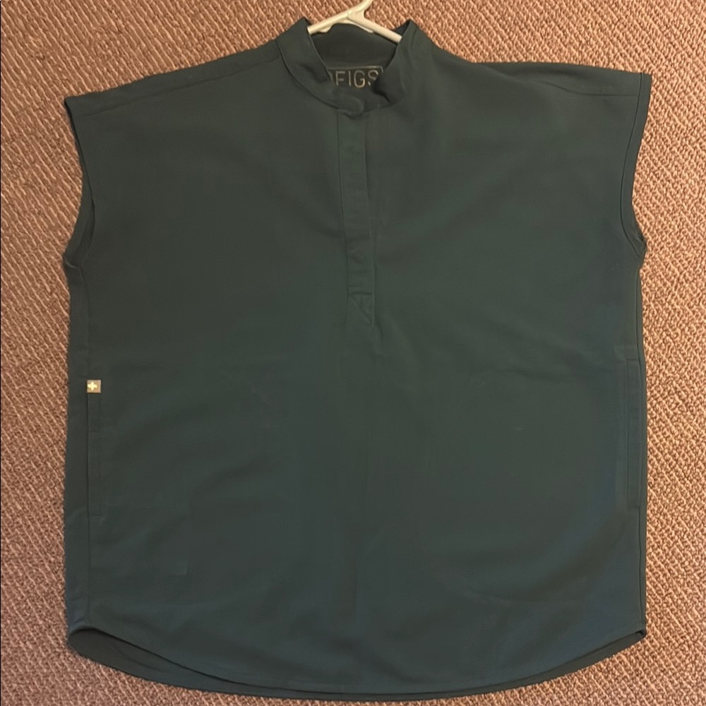 Women’s FIGS dark teal Rafaela top